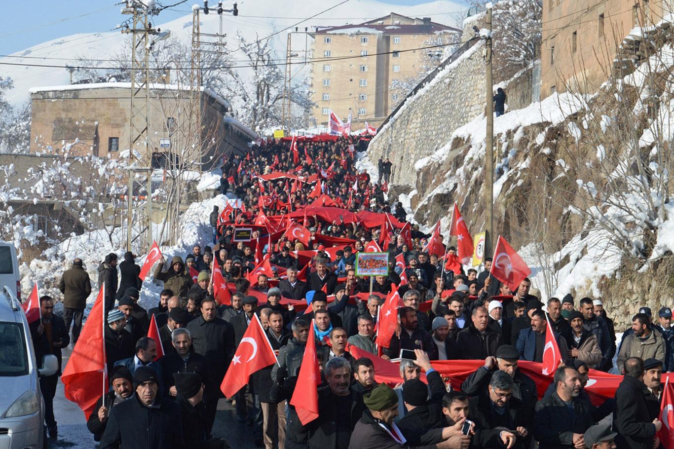 Bombalı saldırılar Bitlis’te protesto edildi